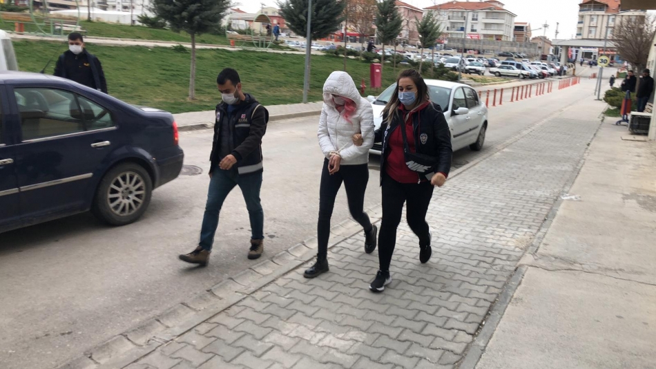 Karaman merkezli şafak operasyonu: 34 gözaltı