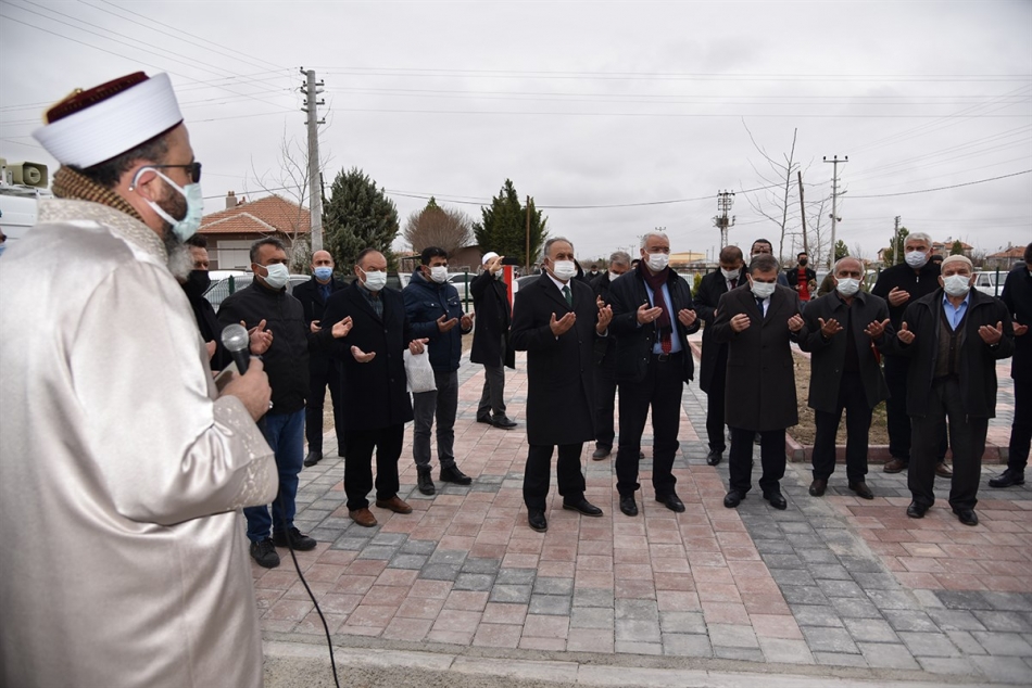 Ya Nasip Candan Camii ibadete açıldı