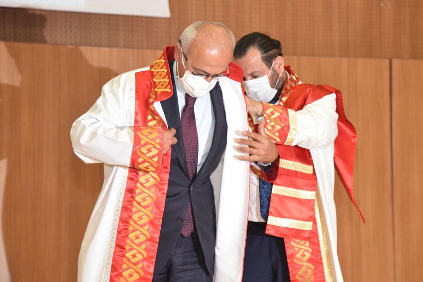 Lütfi Elvan'a Karaman'dan fahri doktora ünvanı