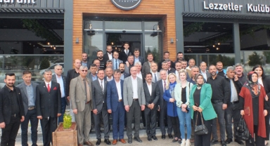 Cumhur İttifakı esnaf temsilcileri ile buluştu