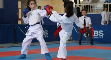 Analig Karate Grup Müsabakaları başladı