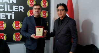 Gazeteciler Cemiyeti'nde Bayrak Değişimi