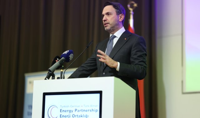 Bakan Bayraktar, Berlin'de 6'ncı Türk- Alman Enerji Forumu'na katıldı