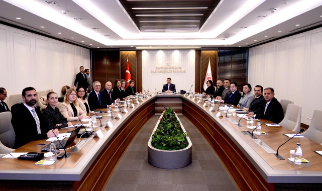 Bakan Kurum, EBRD Başkanı Basso'yu kabul etti