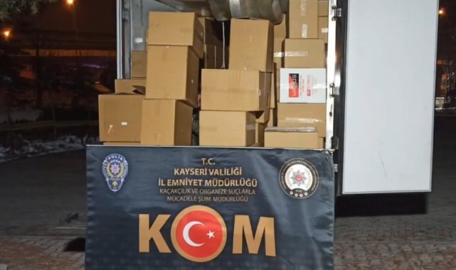 Kayseri'de 2 milyon adet kaçak makaron ele geçirildi