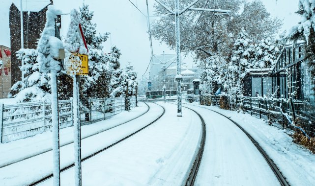 Kayseri'de kar yağışı kartpostallık manzaralar oluşturdu