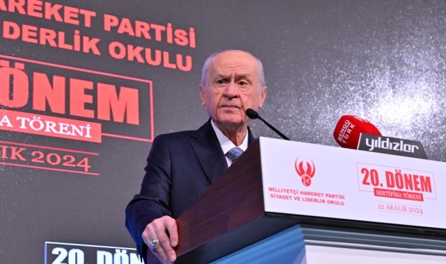 Bahçeli: İmralı ile sağlanacak görüşmeler sonucunda terör örgütünün lağvedildiği açıklanmalı