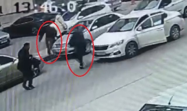 Husumetlisini yolda tabanca ile yaraladı; o anlar kamerada