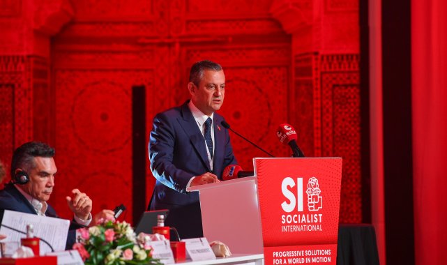 Özgür Özel: Suriye'de acilen demokratik rejimin inşası elzemdir