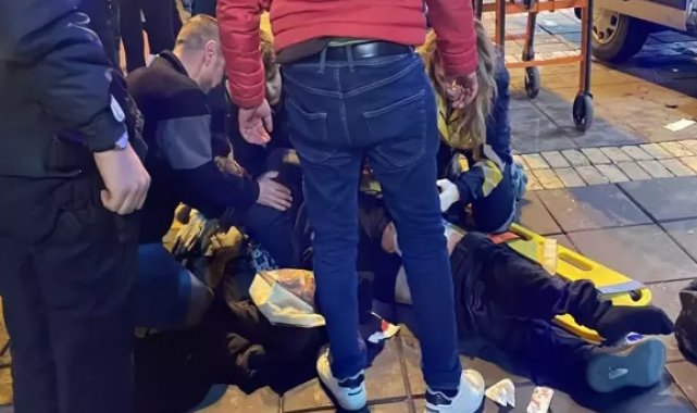 Yaya geçidinde 'omuz atma' kavgasının şüphelileri yakalandı