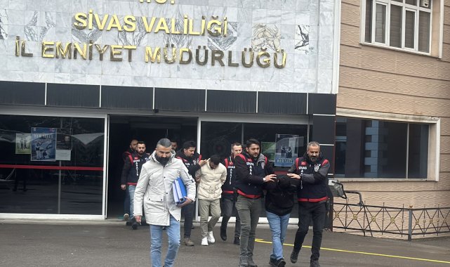 'Adınız terör örgütü soruşturmasına karıştı' yalanıyla dolandırıcılığa 4 gözaltı