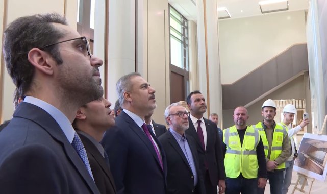 Bakan Fidan, KKTC'de temaslarda bulundu