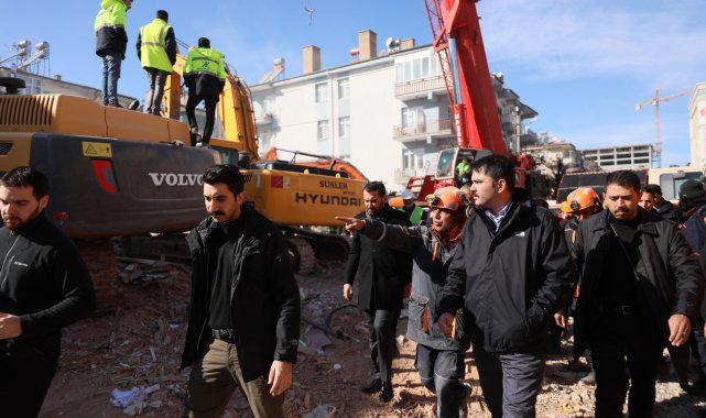Bakan Kurum: Hep birlikte Elazığ'ı ayağa kaldırdık