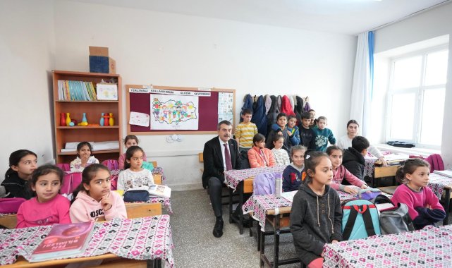 Bakan Tekin'den Adıyaman'da köy okullarına ziyaret