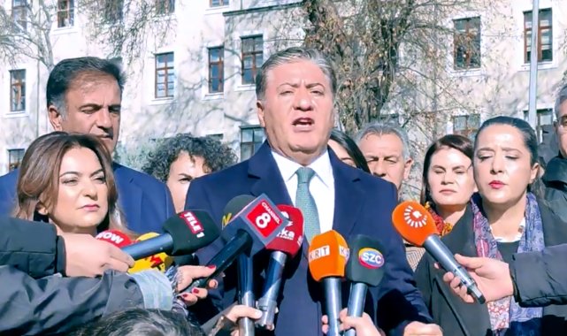 CHP, DEM Parti ve Yeni Yol grubundan İçişleri Bakanlığı önünde ortak açıklama