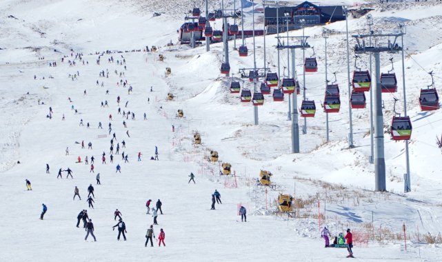 Erciyes, yeni yılın ilk gününde 110 bin ziyaretçi ağırladı