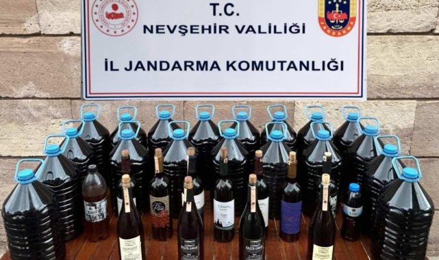 Nevşehir'de 105 litre kaçak şarap ele geçirildi