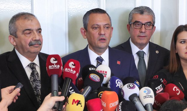 Özgür Özel, DEM Parti heyetini kabul etti