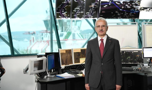Bakan Uraloğlu: Sarıyer'de sert hava koşullarından etkilenen gemi, güvenli bölgeye çekildi