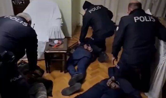 Kayseri'de müstakil evden hırsızlık yapıp saklanan 3 kişi yakalandı