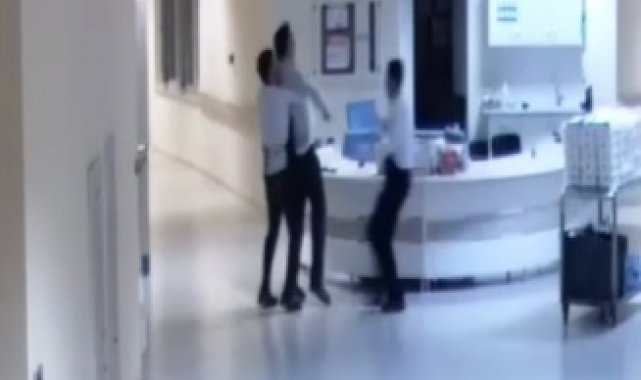 Nefes borusuna zeytin kaçan hasta yakınını 'Heimlich' manevrasıyla kurtardı