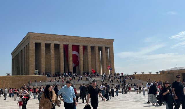 Anıtkabir'de '23 Nisan' coşkusu