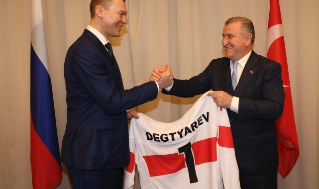 Bakan Bak, Rus mevkidaşı Degtyarev ile görüştü