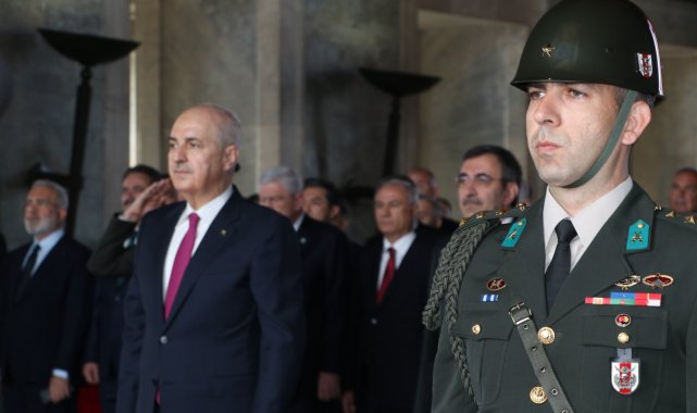 TBMM Başkanı Kurtulmuş ve devlet erkanından Anıtkabir'e ziyaret