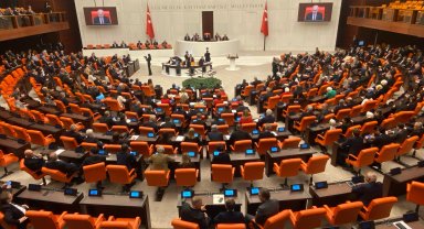 AK Parti, Diyanet İşleri Başkanlığı ile ilgili düzenlemelerin yer aldığı teklifi TBMM'ye sundu