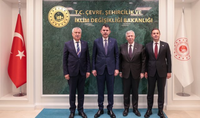 Bakan Kurum, Adana, Ankara ve Balıkesir büyükşehir belediye başkanlarını kabul etti