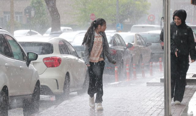 Kayseri'de sağanak etkili oldu