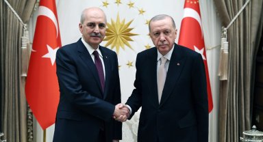 Cumhurbaşkanı Erdoğan, TBMM Başkanı Kurtulmuş'u kabul etti