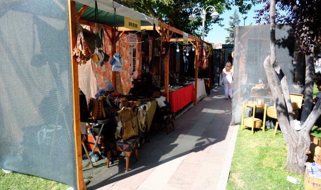 Akşehir Belediyesi'nden sanat atölyeleri