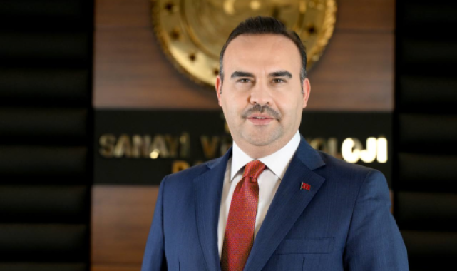 Bakan Kacır, Matematik Olimpiyatları'nda madalya alan öğrencileri tebrik etti