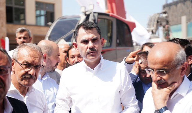 Bakan Kurum'dan deprem bölgesindeki müteahhitlere uyarı