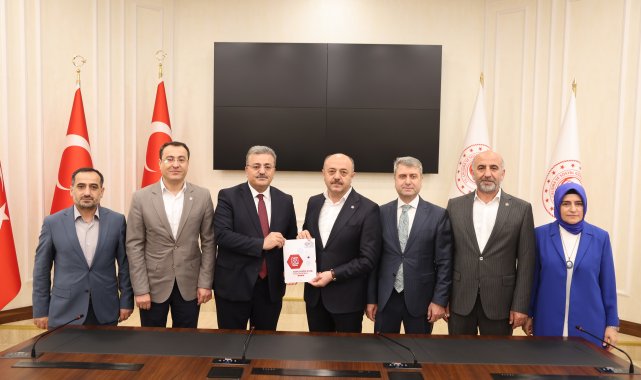 Eğitim Bir-Sen, 8'inci dönem toplu sözleşme tekliflerini açıkladı