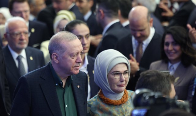 Emine Erdoğan: AK Parti, yürüyüşünü istişareyle şekillendiren bir dava şuuru taşımaktadır