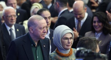 Emine Erdoğan: AK Parti, yürüyüşünü istişareyle şekillendiren bir dava şuuru taşımaktadır