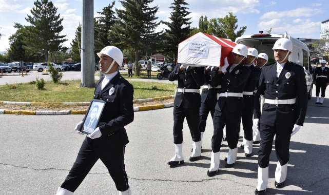 Kazada yaralanan eski Bitlis Valisi Karaömeroğlu, yaşam mücadelesini kaybetti