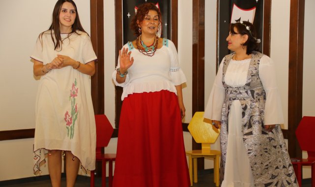 Nasreddin Hoca Şenliği'nde fıkra ve masal saatleri ilgi görüyor