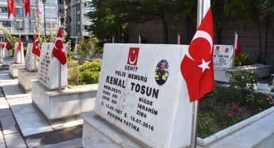 Niğde'de 15 Temmuz'da şehitler dualarla anıldı