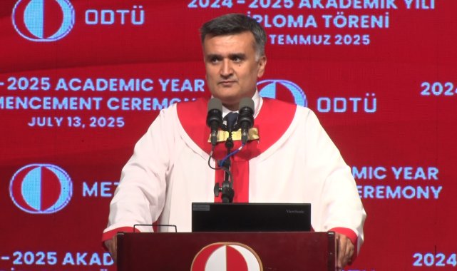 ODTÜ'de mezuniyet töreni düzenlendi