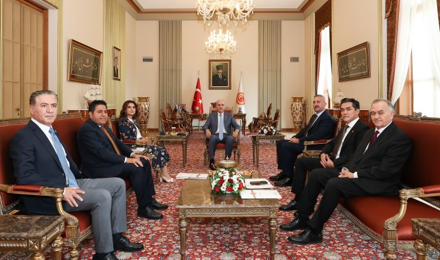 TBMM Başkanı Kurtulmuş, siyasi partilerin grup başkanvekillerini kabul etti