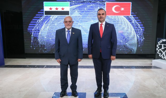 Bakan Kacır, Suriyeli mevkidaşı ile bir araya geldi