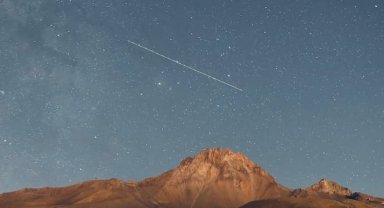 Erciyes'te 2 bin 650 metre yükseklikte meteor yağmuru