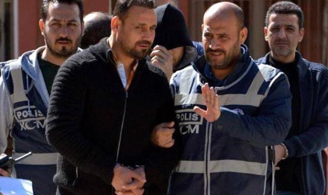 Sahte e-imza çetesinin lideri, öğrencisini başkalarının yerine sınava sokmuş