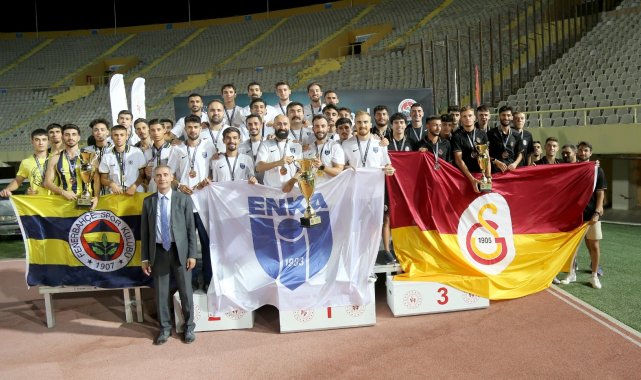 Atletizm Süper Lig'inde ENKA kadınlar ve erkeklerde şampiyon oldu