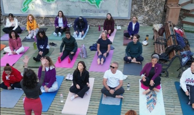 Ihlara Vadisi'nde yoga etkinliği