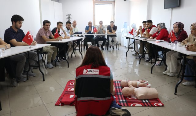 Kızılay, Eskişehir'de 9 ayda 538 bin gönüllüye ilk yardım eğitimi verdi