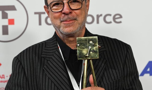 Semih Kaplanoğlu'na Manaki Kardeşler Uluslararası Film Festivali'nde özel ödül